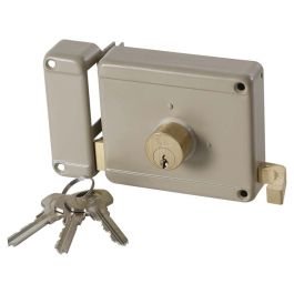 Cerradura para entrada principal 610-50 izquierda en Perquín