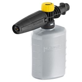 Depósito con aplicador de espuma Karcher en San Antonio de la Cruz